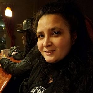 Meet your Posher, Angelita